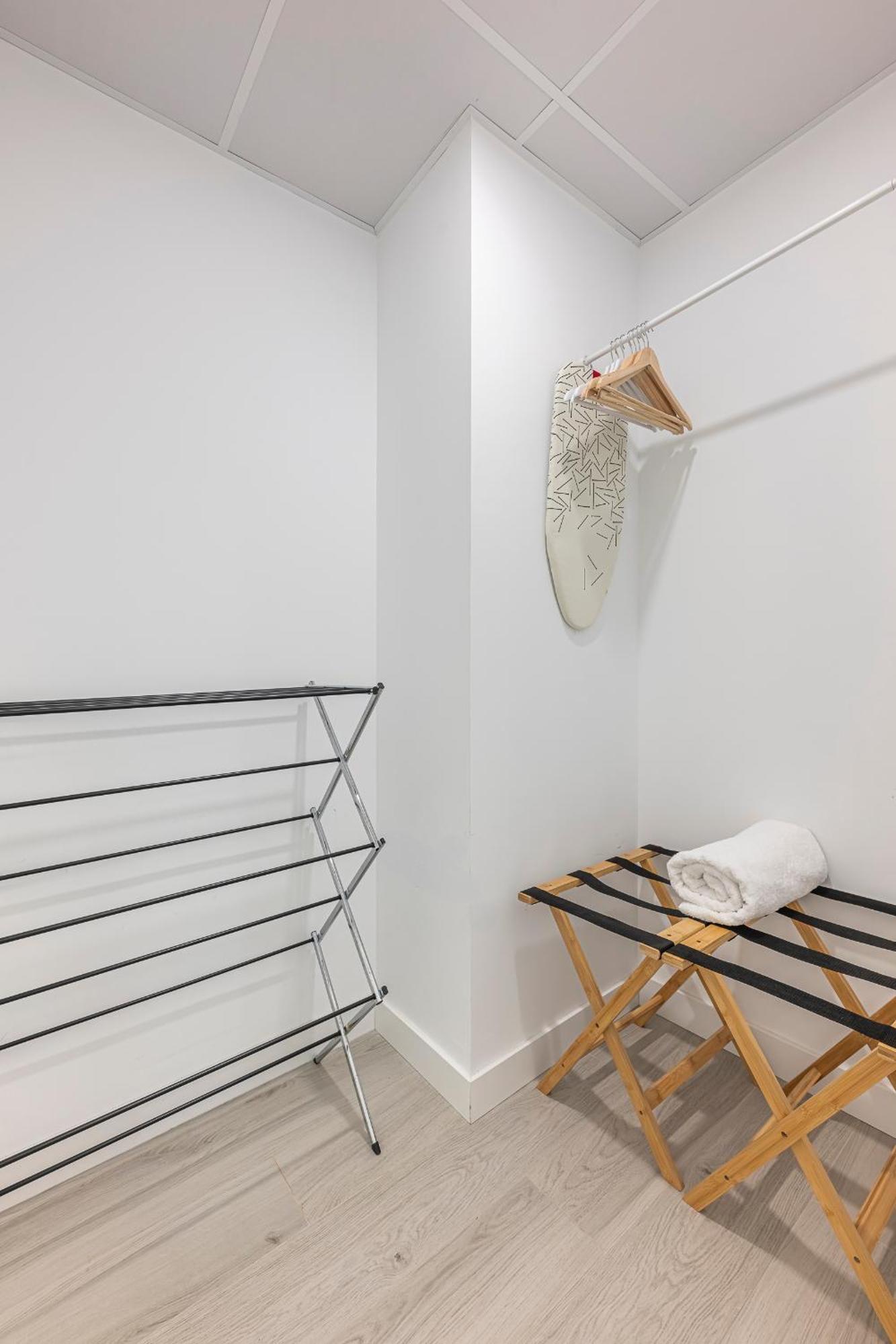 Dolmen Group-apartment Martiricos *