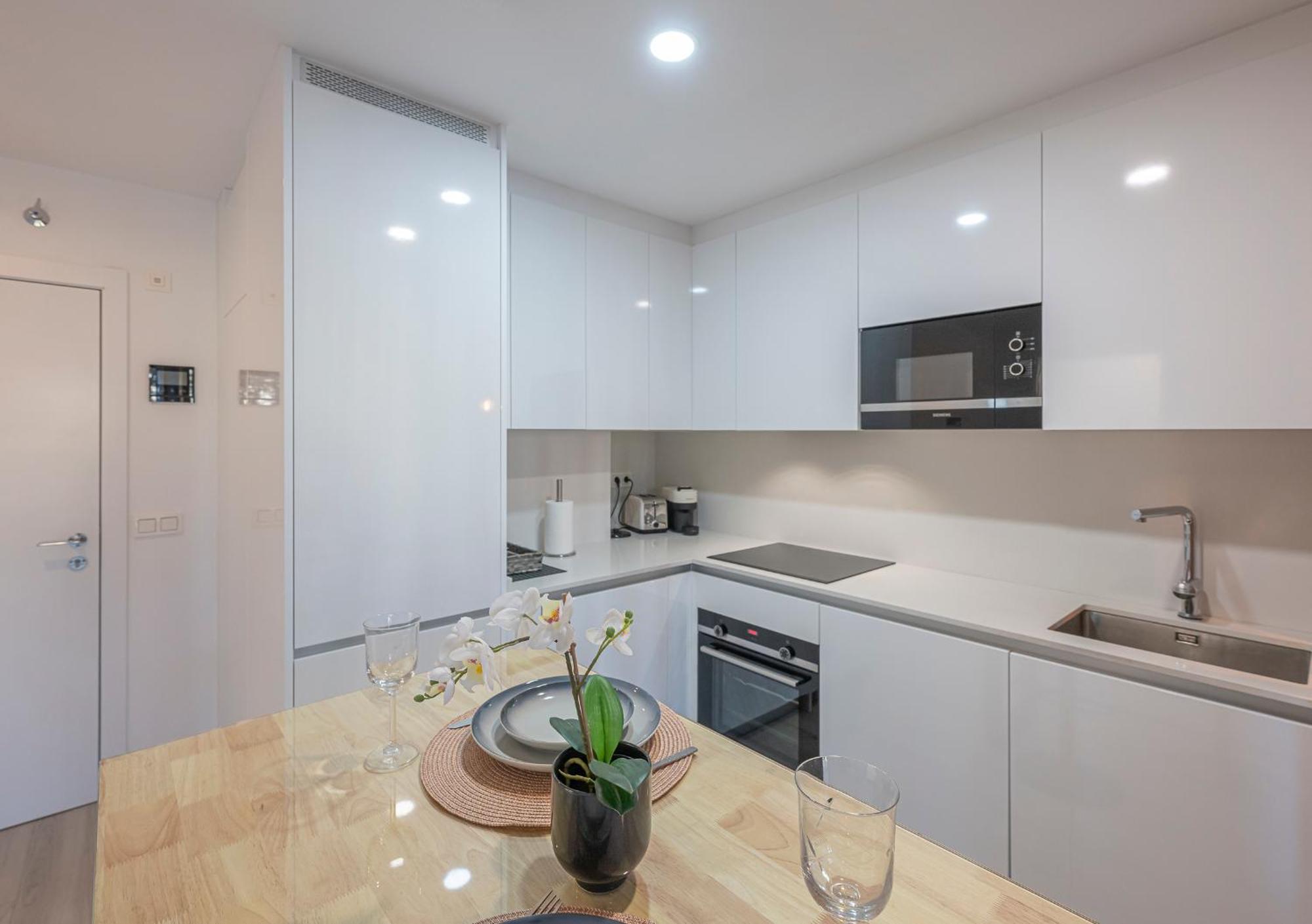 Dolmen Group-apartment Martiricos *